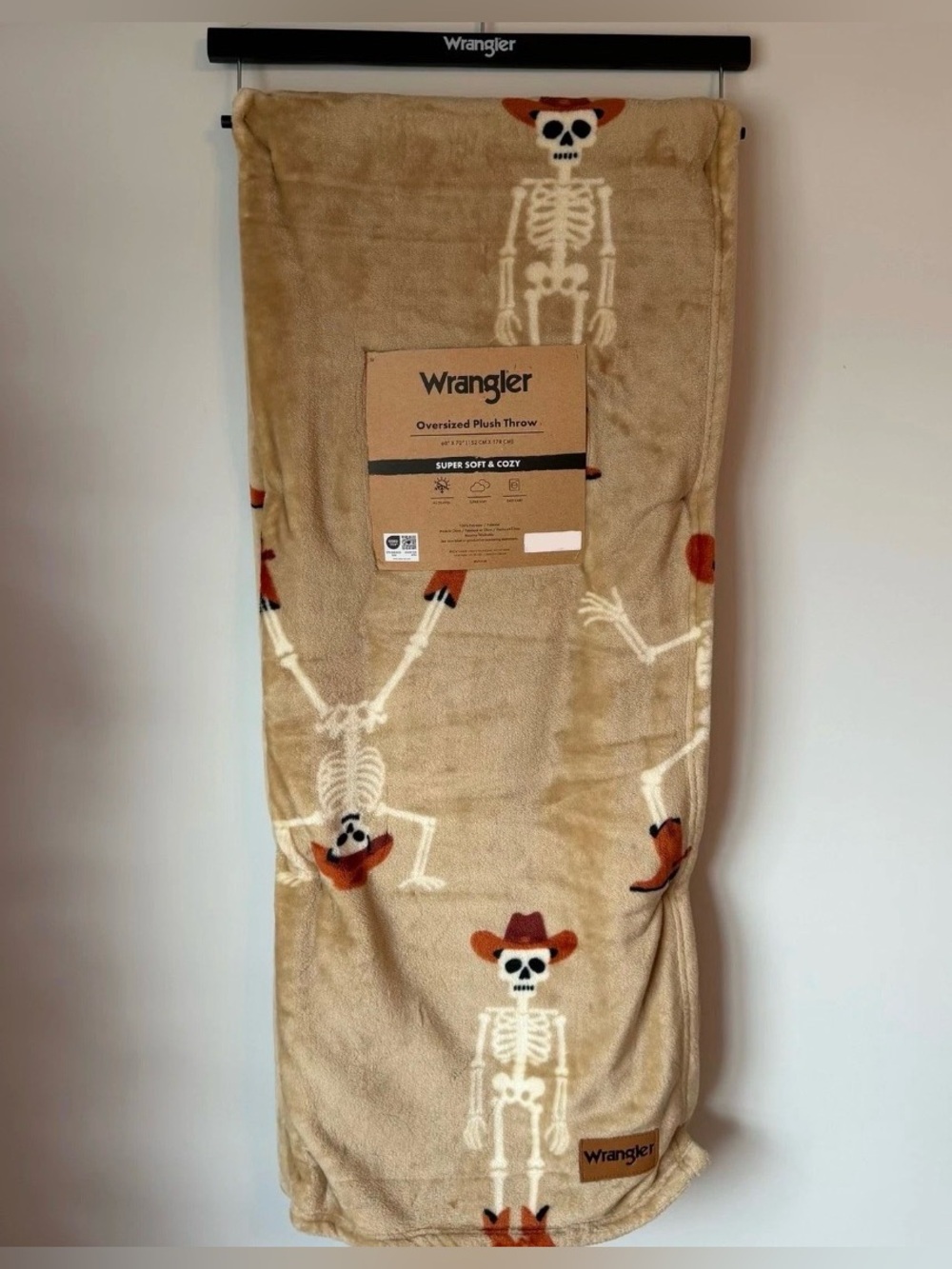 NEW Wrangler OVERSIZED Throw 60x70” Western Cowboy Skeletons Cowboy Boots & Hat